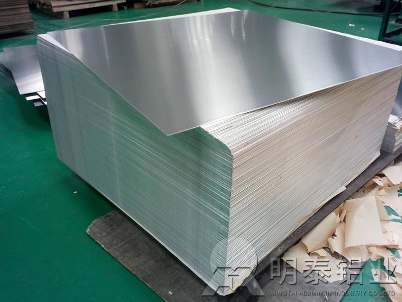 鈑金加工_鋁合金機(jī)箱機(jī)柜用5052-h32鋁板多少錢一噸?